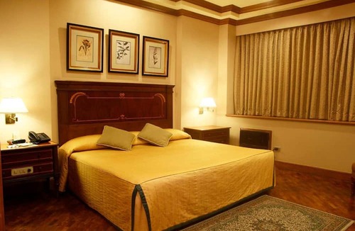 Pio del Pilar Hotel | Herald Suites