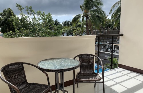 Lemery Hotel | Villa MJ Maristela Beach Resort