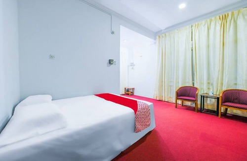 Kampung Bukit Tumboh Hotel | SPOT ON 89954 D'yan Chalet