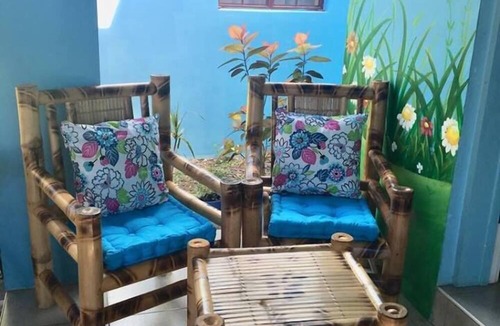 Dauis Bed & Breakfast | Blue Summer Suites