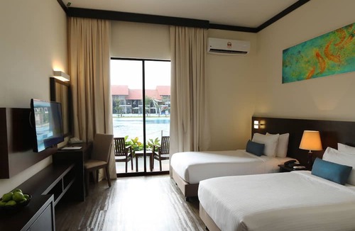 Kuala Rompin Hotel | Villea Rompin Resort & Golf