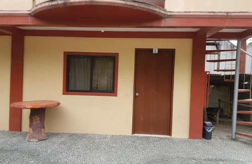 Pundaquit Hotel | Megan's Paradisio Beachfront Villa
