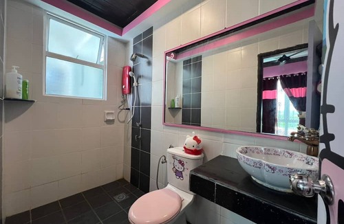 Sandakan Apartment | Hello Kitty Signature Suite
