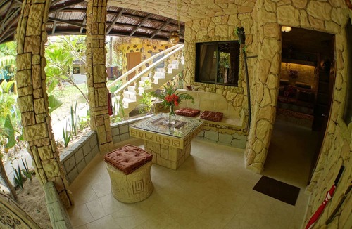 Sipalay Hotel | Takatuka Beach Resort