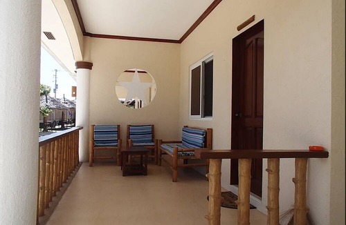 Daanbantayan Hotel | Malapascua Starlight Resort