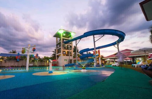 Lemery Hotel | CML Beach Resort & Water Park