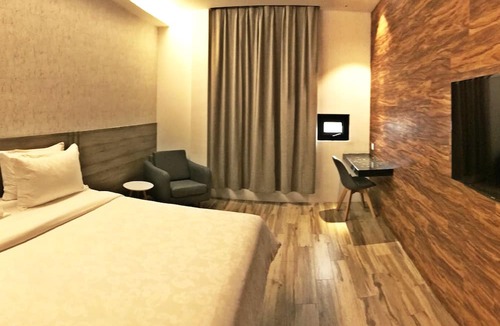 Bandar Baru Permas Jaya Hotel | Hotel Legend Boutique