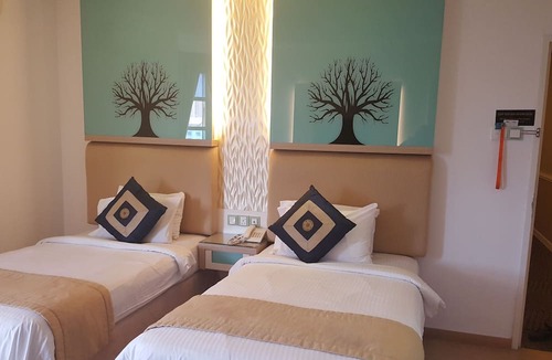 Kampung Datuk Keramat Hotel | Holiday Place