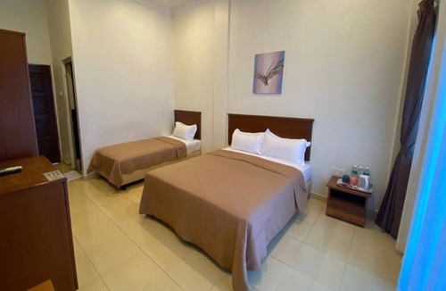 George Town Hotel | Capital O 91094 Hotel & Chalet Sportfishing