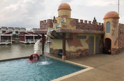 Port Dickson Hotel | Tasik Villa International Resort