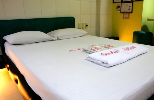 Pasig Hotel | Orchids Drive Inn Hotel and Restaurant