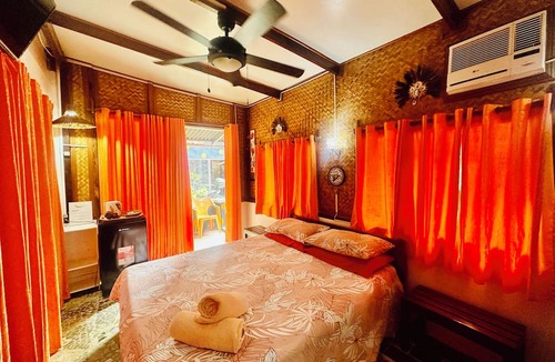Puerto Princesa City Centre Hotel | Lala Panzi