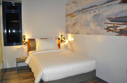 Barangay Poblacion Hotel | GQ Plaza
