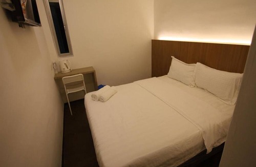 Pusat Komersil Lee Ling Hotel | Place2Stay Business Hotel @ Metrocity