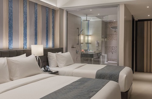 Manoc-Manoc Hotel | Henann Palm Beach Resort