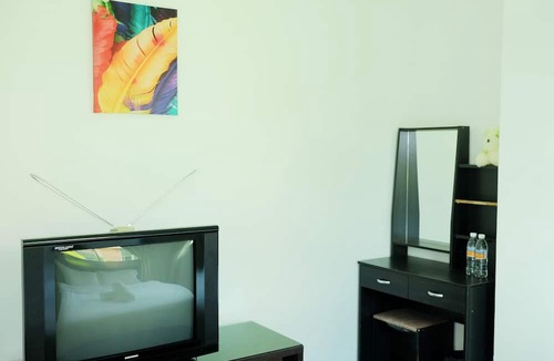 Richmond Hill House | Natol Homestay - Kuching Home Penthouse Airport Road