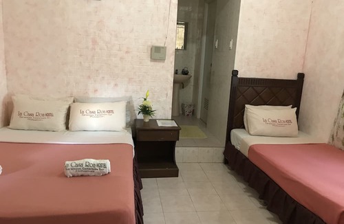 Caramoan Hotel | La Casa Roa Hostel