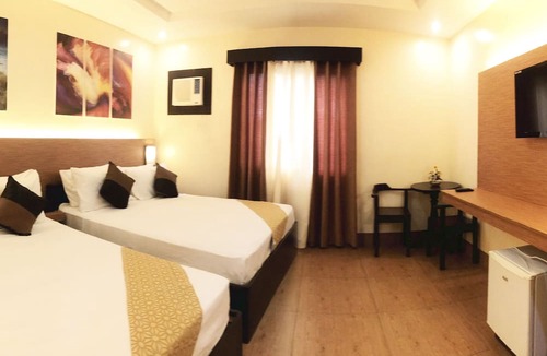 Plaridel Hotel | Klir Waterpark Resort