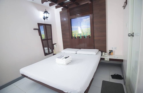 Calamba Hotel | Astrotel Calamba