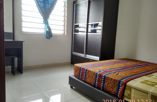 Sungai Baru Tengah House | Alya Homestay