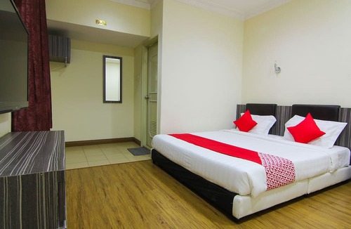 Taman Bunga Ros Hotel | Hotel O T P Hotel