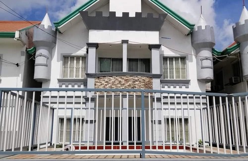 Mexico House | KM68 Castle Homestay