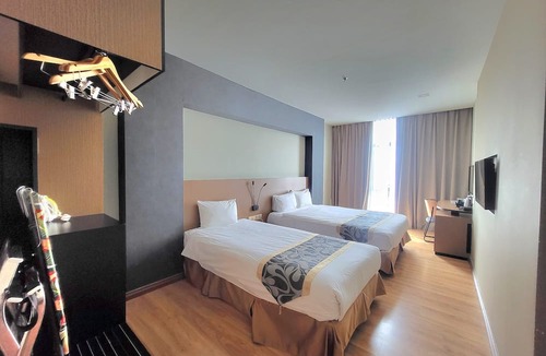 Kuching Hotel | Roxy Hotel 3rd Mile