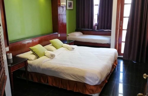 Taman Tanjung Hotel | Wonderland Private Chalet Port Dickson