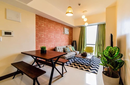 Pinagsama Apartment | Viceroy 3 Mckinley Hill BGC