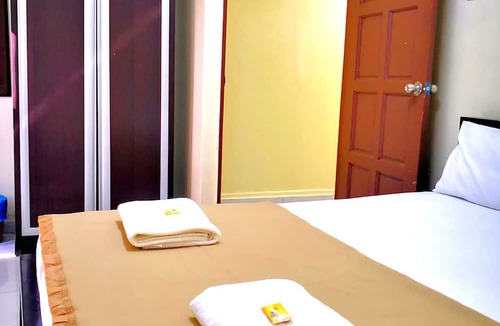 Batu Ferringhi Hotel | OYO 90159 Zahaar Hotel