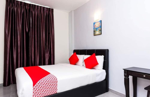 Sabak Aur Hotel | Muar City Hotel