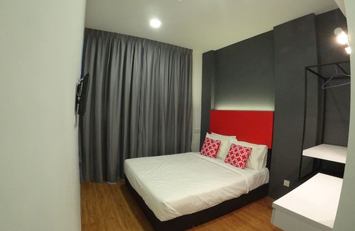 Bandar Saujana Putra Hotel | The Red Hotel