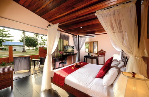 Kuala Teriang Hotel | Coconut Beach Villa Langkawi