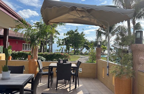 Loon Hotel | Cabilao Sunset Dive & Beach Resort