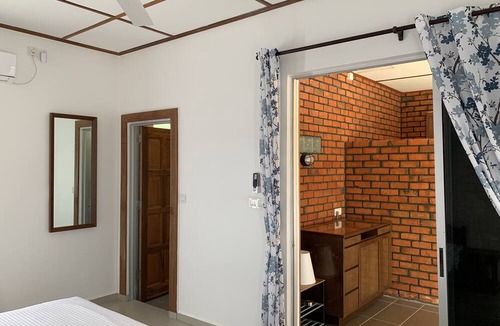 Kampung Kedawang Hotel | Hujung Kampung