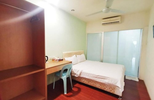 Kuching Hotel | HomeStay Kuching