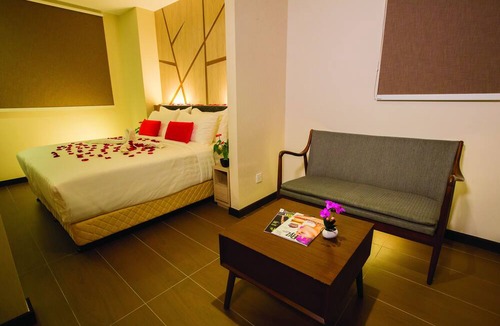 Central Seberang Perai Hotel | Grand Orient Hotel Perai