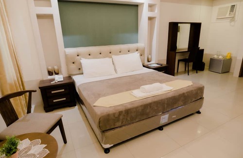 General Santos Hotel | The horizon suites and arcade