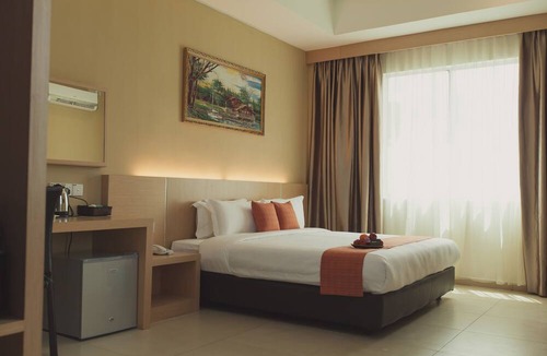 Lutong Hotel | Paragon Lutong Hotel