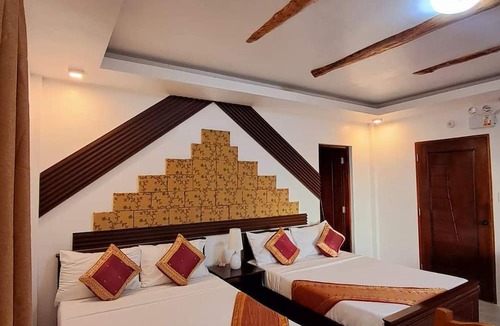 Hinoba-an Hotel | Brazaville Beach Resort