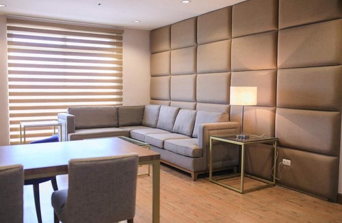 Tarlac Hotel | La Maja Rica Hotel