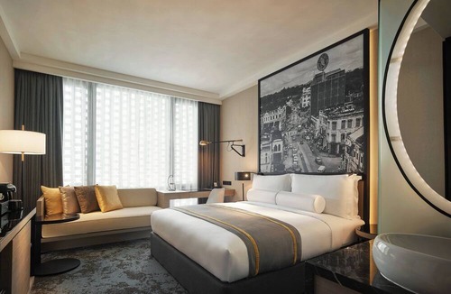 Kuala Lumpur City Centre Hotel | Hotel Stripes Kuala Lumpur, Autograph Collection