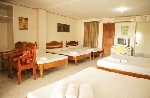 Laoag House | Bridgeview Inn