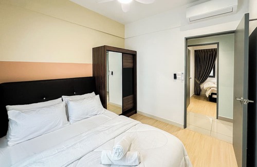 Sentul Pasar Apartment | M Arisa Sentul by Airhost