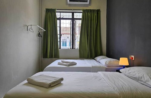 Historic George Town House | Room at Lebuh Armenian Georgetown Penang
