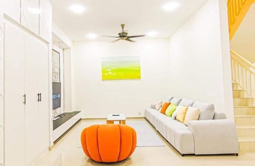 Kajang House | Modern Home at Kajang by HCK
