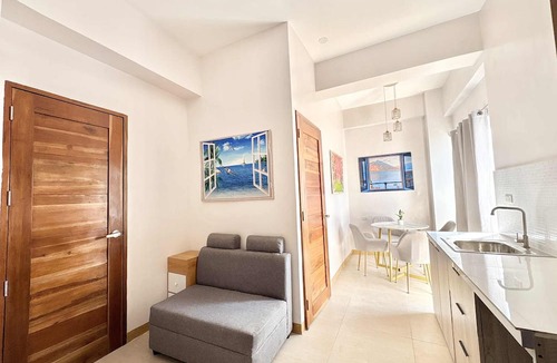 Banilad Hotel | Palette Cebu The Almonds Boutique Aparthotel Near University of Cebu