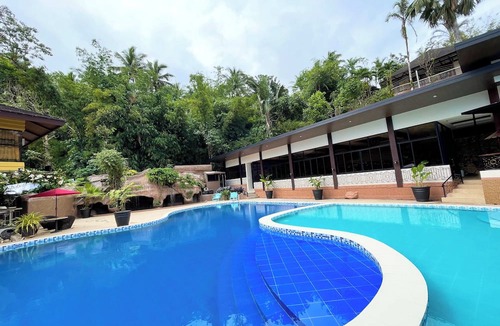 Tayabas City Hotel | Kamayan sa Palaisdaan Hotel and Resort Quezon