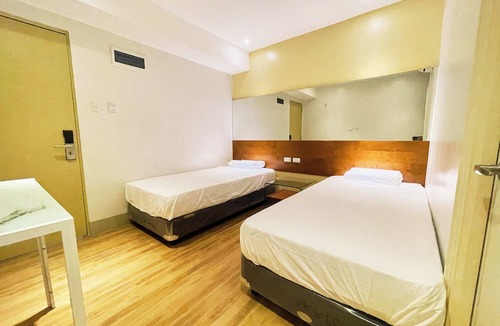 Cebu Hotel | Almond Suites Cebu powered by Cocotel