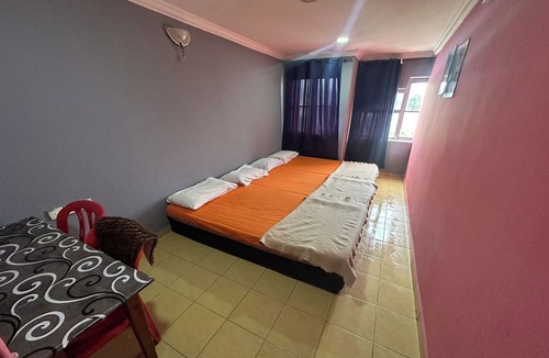 Seri Kembangan Hotel | I Rose Budget Hotel